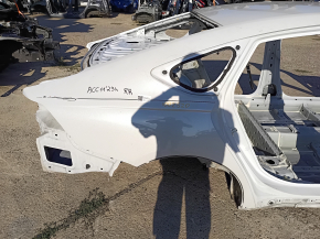 Aripă spate dreapta Honda Accord 23-26 pe caroserie, albă