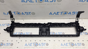 Suportul grilei radiatorului pentru Audi A4 B9 17-25 este defect