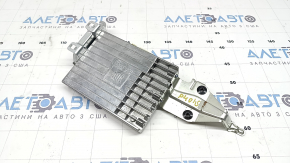 Amplificator audio JBL Toyota Prius V 15-17 rest