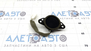 Динамик дверной задний правый верхний Toyota Prius V 16-17 JBL