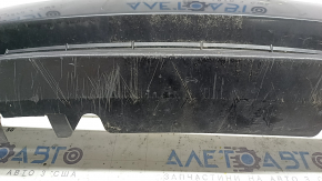 Нижняя решетка переднего бампера Toyota Prius V 15-17 под ПТФ, царапины, прижата, незаводские отверстия, треснута