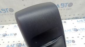 Ornament consolă centrală spate pentru Toyota Prius V 15-17, negru, cu suporturi pentru pahare, zgârieturi