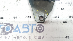 Bara spate netratată Toyota Prius V 15-17 sub margine, verde, zgârieturi, ciobiri, elemente de fixare crăpate, crăpături, ruptură