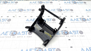 Ornament consolă centrală față pentru Toyota Prius V 15-17, negru, fără suport de pahar, zgârieturi