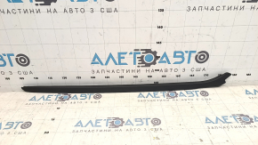 Молдинг лобового стекла правый BMW 3 F30 12-18