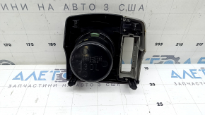 Подстаканник верхний Toyota Prius V 15-17 царапины