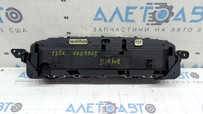 Щиток приборов Toyota Prius V 16-17 usa, 135к, царапины
