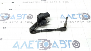 Датчик положения кузова с тяжкой задний правый Audi Q8 19-26