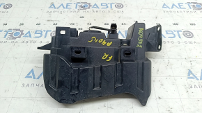 Opritor faruri de zi DRL dreapta Toyota Prius V 15-17, pentru lustruire