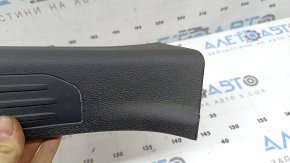 Ornament prag interior spate stânga Nissan Murano z52 17-24 negru 3 dungi, zgârieturi, curățabil chimic