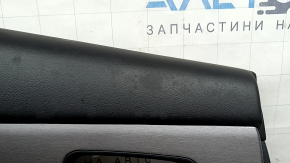 Обшивка двери карточка задняя левая Nissan Murano z52 20-24 черная с черной вставкой кожа, подлокотник черная кожа, молдинг серый глянец, с кнопкой, царапины, под химчистку