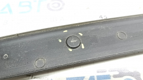 Garnitură capotă centrală față Audi A6 C8 19-25 elemente de fixare rupte