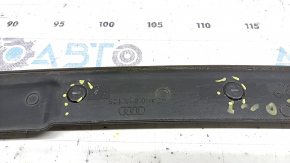 Garnitură capotă centrală față Audi A6 C8 19-25 elemente de fixare rupte