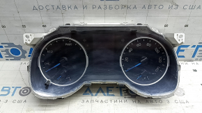 Tablou de bord Toyota Rav4 19-20 2.5 cu ecran mic, hibrid, 105k, resturi în interior, zgârieturi minore