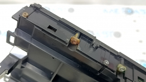 Monitor, afișaj 8" Subaru Forester 19-24 SK, zgârieturi, carcasă cu funingine, oxidată