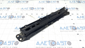 Ranforsarea subcadrului din dreapta pentru Toyota Prius V 12-17 este îndoită