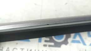 Bandă decorativă față dreapta Toyota Rav4 19-25 argintie, zgârieturi