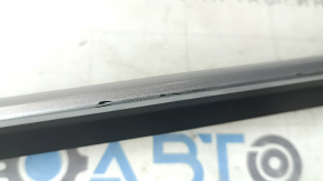 Bandă decorativă față dreapta Toyota Rav4 19-25 argintie, zgârieturi