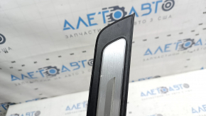 Prag exterior stânga față pentru Audi A6 C8 19-25, negru cu inserție cromată și iluminare, S-Line, zgârieturi, crestături pe crom