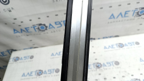 Prag exterior stânga față pentru Audi A6 C8 19-25, negru cu inserție cromată și iluminare, S-Line, zgârieturi, crestături pe crom