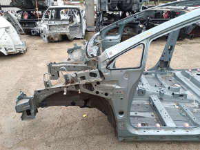 Четверть передняя левая Toyota Prius V 12-17 на кузове, зеленая