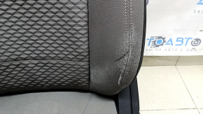 Сиденье водительское Ford Escape MK4 21-22 без airbag, механическое, с подогревом, ткань серая с черным, под химчистку, дефект ткани