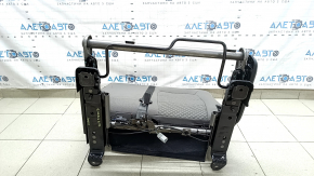 Spătar banchetă spate, rândul 2, stânga, Ford Escape MK4 20-22, fără airbag, material textil gri și negru, cusături albe, mecanic, cu cadru, cu centură și încuietoare centură de siguranță, materialul este șifonat
