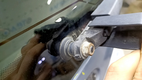 Hayon fără geamuri Ford Escape MK4 20-22 albastru GP, cu eleron, stop, trapez, braț și capac ștergător, zgârieturi pe geam, denivelare, braț ștergător crăpat