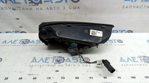 Фонарь внутренний крышка багажника правый Ford Escape MK4 20-22 царапины