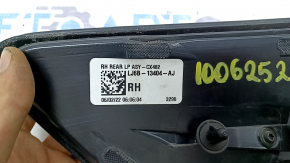 Stop aripă dreapta Ford Escape MK4 20-22 halogen, cu mufă, zgârieturi, crăpătură