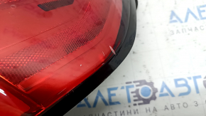 Stop aripă dreapta Ford Escape MK4 20-22 halogen, cu mufă, zgârieturi, crăpătură