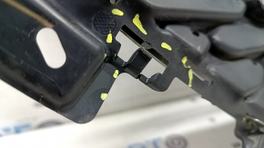 Grilă radiator Ford Escape MK4 20-22, neagră lucioasă, ramă cromată, fragment cromat lipsă, suport crăpat, suport rupt