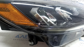 Фара передняя правая Ford Escape MK4 20-22 галоген + LED DRL, под полировку, царапины