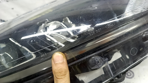 Фара передняя правая Ford Escape MK4 20-22 галоген + LED DRL, под полировку, царапины