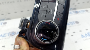 Sistem de climatizare pentru Ford Escape MK4 20-23 auto, bizonă, scaune și volan încălzite, cu ornamente negre lucioase, zgârieturi