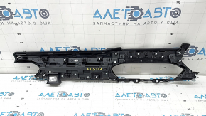Накладка передней панели центральная Mazda CX-5 21-25 кожа черная под 10.3" дисплей, вставка под дерево, царапины
