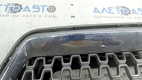 Решетка радиатора grill Lincoln MKZ 17-20 хром, с эмблемой, сколы