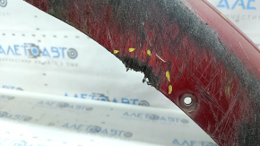 Bara față nefinisată Lincoln MKZ 17-20, fără senzori de parcare, fără cârlig de remorcare, roșie, uzată, zgârieturi, ciobiri, găuri care nu provin din fabrică, presată, suport crăpat, rupturi