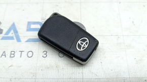 Ключ smart Toyota Rav4 19-20 3 кнопки, hybrid, раскладной, царапины, сколы
