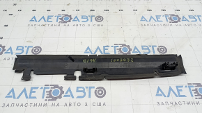 Дефлектор радиатора верхний Audi A6 C8 19-25 2.0T, 3.0T рассохся уплотнитель
