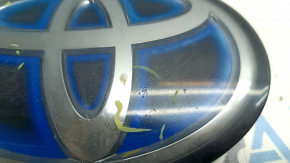 Emblemă bara față hibridă Toyota Rav4 19-24 pentru radar, zgârieturi, element de fixare rupt