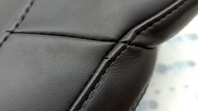 Обшивка спинки пассажирского сиденья Mazda CX-5 22-23 кожа коричневая, подогрев, с вентилятором обдува, перфорация, царапины