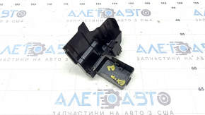 Крышка плюсовой клеммы АКБ 12в Mazda CX-5 19-25 2.5T