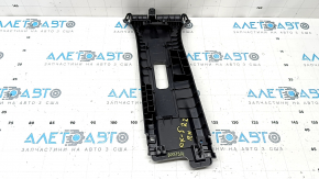 Накладка центральной стойки верхняя ремень правая Mazda CX-5 24-25 черная, царапины