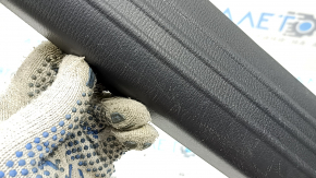 Накладка порога задняя левая Mazda CX-5 17-25 черная, царапины