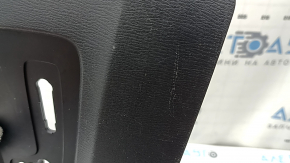 Накладка боковая пассажирского сиденья правая Mazda CX-5 17-25 черная, под электро, царапины