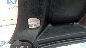 Ornament arc stânga Jeep Grand Cherokee WL 22-26 negru, plastic, cu suprapuneri, zgârieturi, uzat
