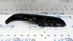 Подлокотник обшивки двери карточки задней правой Jeep Grand Cherokee WL 22-24 верхняя, кожа наппа, черная