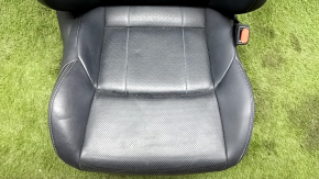 Сиденье пассажирское Toyota Venza 21-22 электро, с airbag, кожа черная, подогрев, вентиляция, перфорация, XLE, Limited, царапины