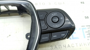 Butoanele de control al volanului pentru Toyota Venza 21-22 sunt negre cu negru lucios și cromat, zgârieturi